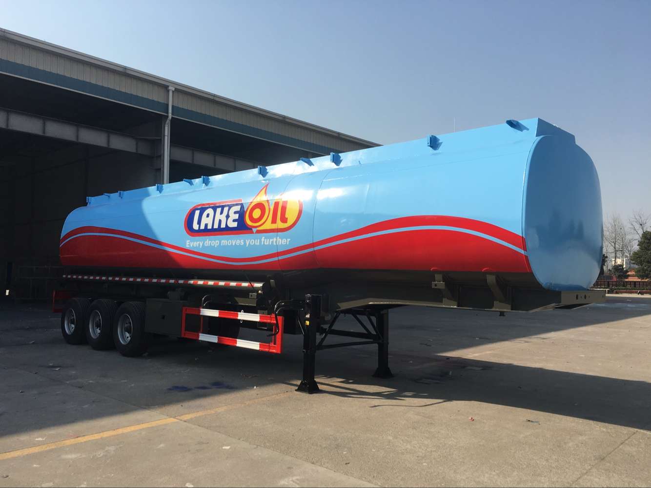 Semirremolque cisterna de combustible de 3 ejes