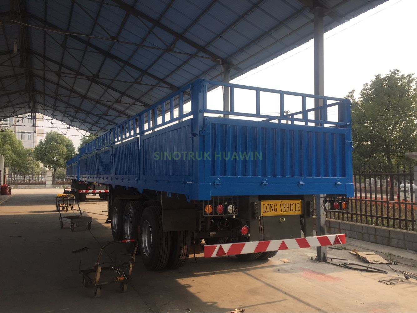 Semirremolque SINOTRUK 40ft 3 Axle Storehouse a la venta