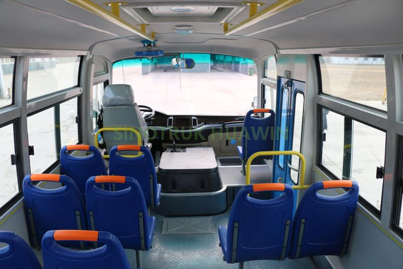 Sinotruk 6 Metros Transporte Autobús de pasajeros Autobús de lujo