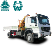 Camión HOWO 6x4 con grúa de pluma articulada montada XCMG 14T