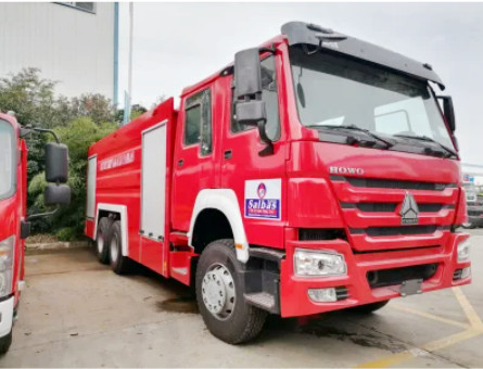 HOWO 12000L FUMA DE FUS DE FUS DE FUTE