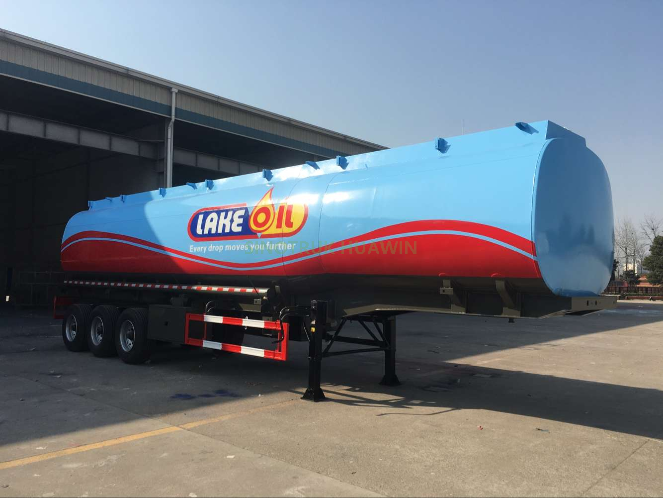 Semirremolque cisterna de combustible de 3 ejes SINOTRUK