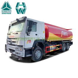 Camión cisterna de combustible de aceite SINOTRUK HOWO 6X4 en venta