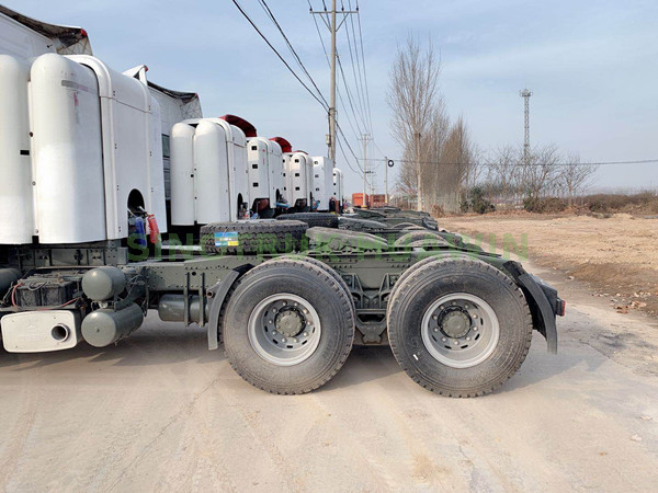 Camión Tractor SINOTRUK HOWO 6X4 420hp GNC