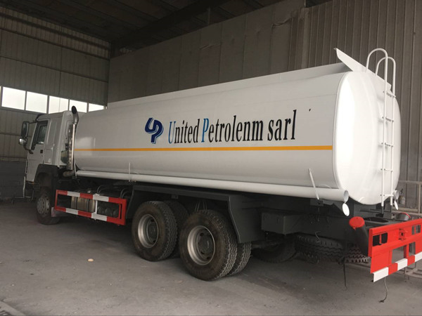 Cómo mantener el camión de reabastecimiento de combustible.