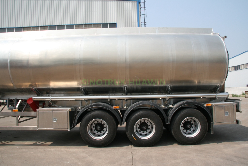 Semirremolque cisterna de combustible de aleación de aluminio de 3 ejes SINOTRUK