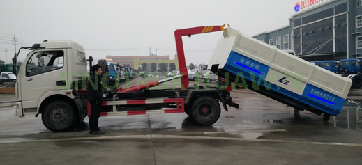 Camión de basura SINOTRUK 4X2 con brazo de gancho